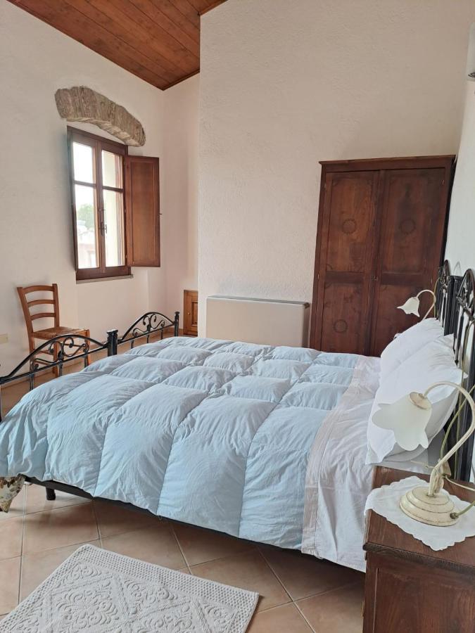 B&B S'Omu Antiga Nureci Exterior foto